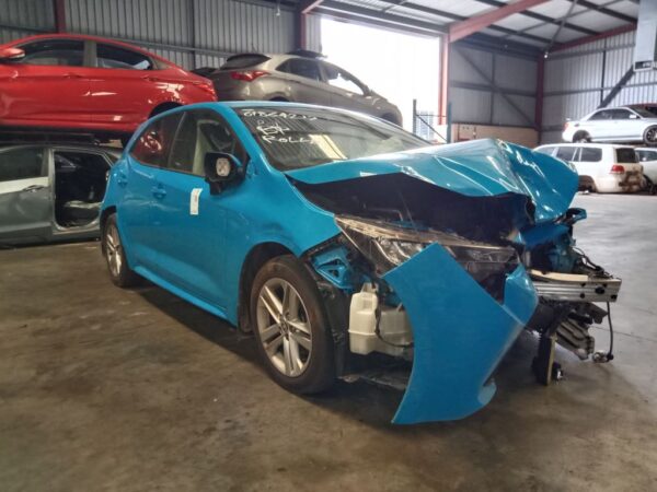 P4820 - Toyota corolla 2019 Blue Wrecking - Image 14