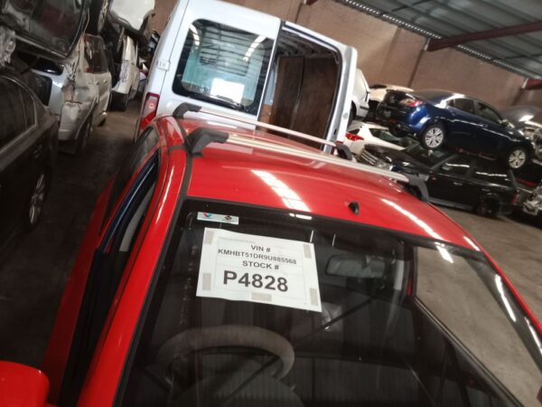 P4828 - Hyundai Getz 2009 Red Wrecking - Image 13