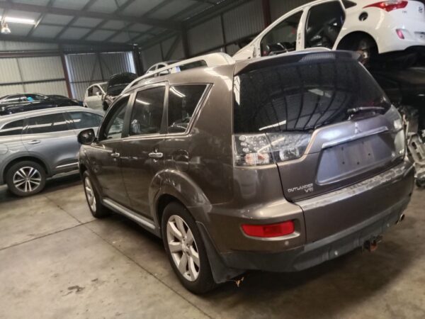 P4829 - Mitsubishi outlander 2009 Grey Wrecking - Image 16