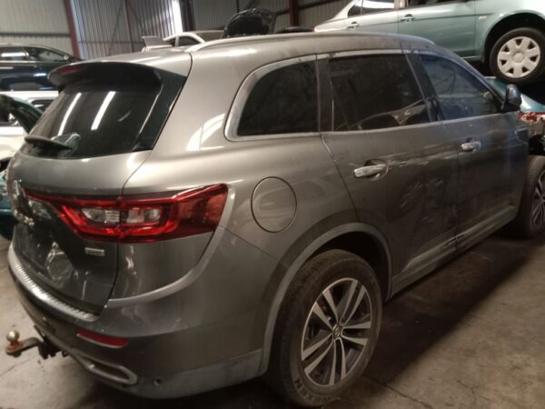 P4833 - Renault koleos 2017 Grey Wrecking - Image 10