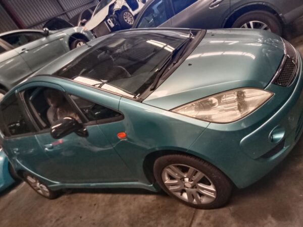 P4834 - Mitsubishi Colt 2012 Blue Wrecking