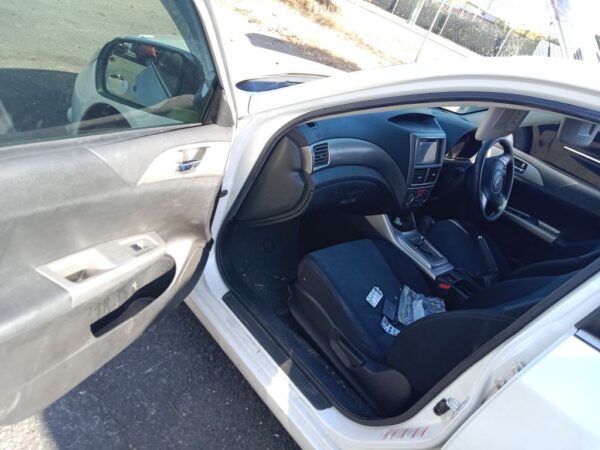 P4837 - Subaru Impreza 2008 White Wrecking - Image 3