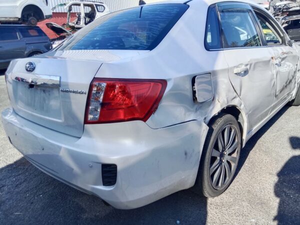 P4837 - Subaru Impreza 2008 White Wrecking - Image 9