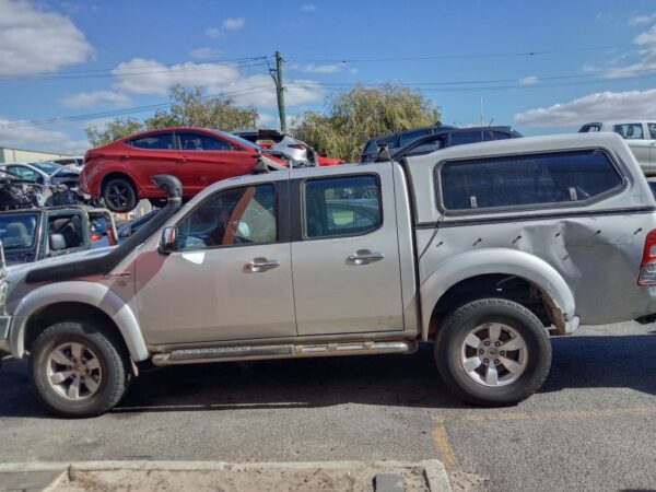 P4840 - Ford Ranger 2007 Silver Wrecking - Image 13