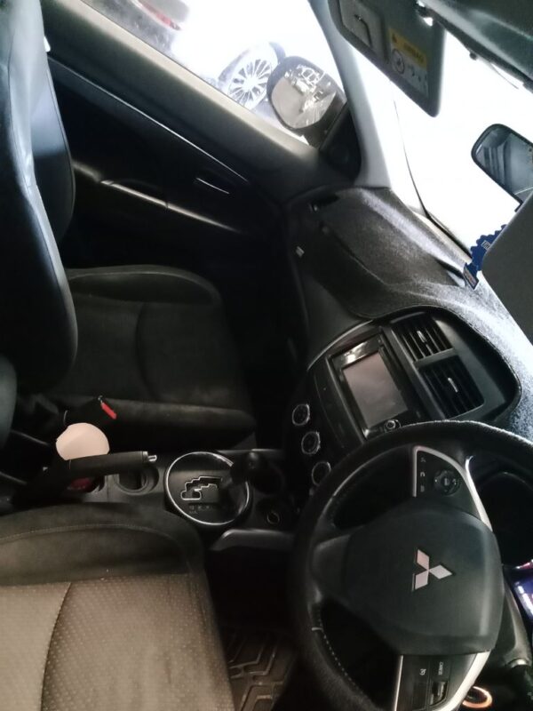 P4843 - Mitsubishi ASX 2013 Grey Wrecking - Image 4
