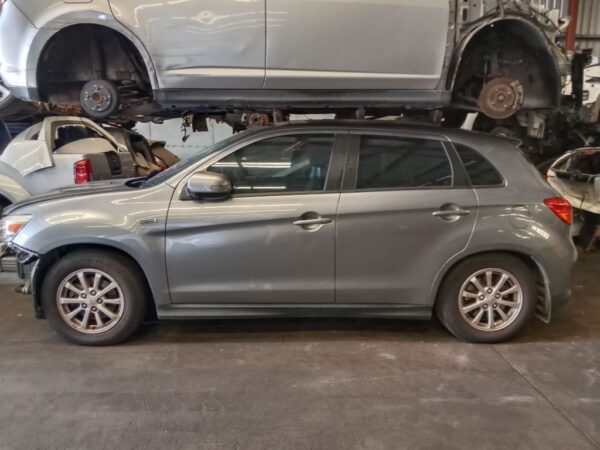 P4843 - Mitsubishi ASX 2013 Grey Wrecking - Image 13