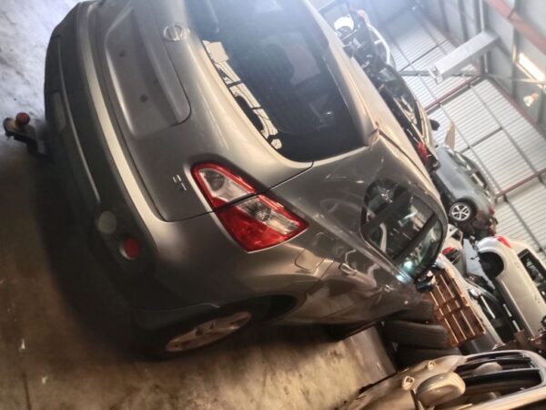 P4844 - Nissan Dualis 2012 Grey Wrecking - Image 10