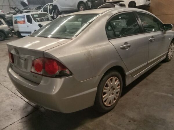 P4845 - Honda Civic 2008 Silver Wrecking - Image 10