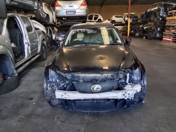 P4846 - Lexus IS250 2006 Blue Wrecking