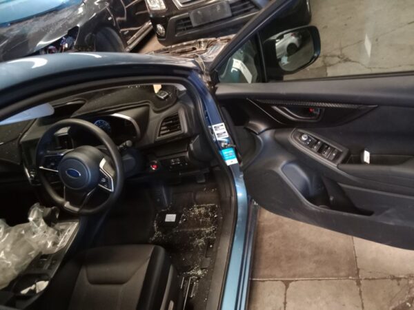 P4848 - Subaru Impreza 2019 Blue Wrecking - Image 3