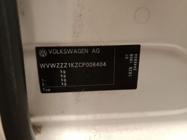 P4851 - Volkswagen golf 2012 White Wrecking - Image 13