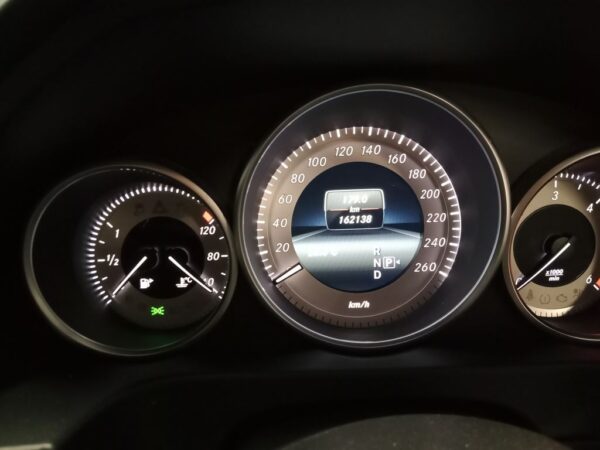 P4852 - Mercedes Benz E Class 2014 Black Wrecking - Image 3