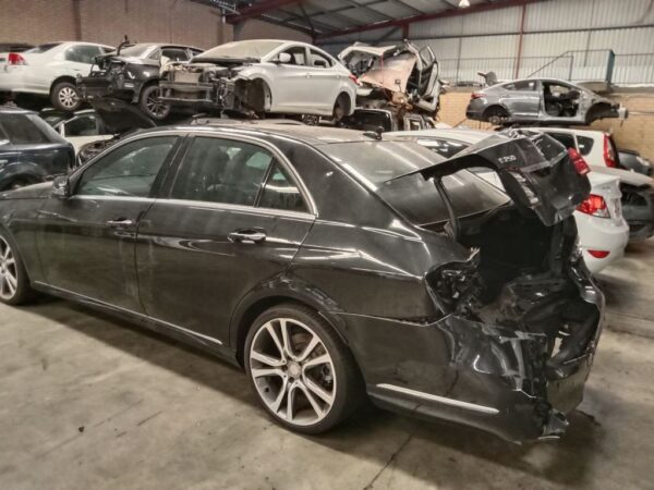 P4852 - Mercedes Benz E Class 2014 Black Wrecking - Image 10