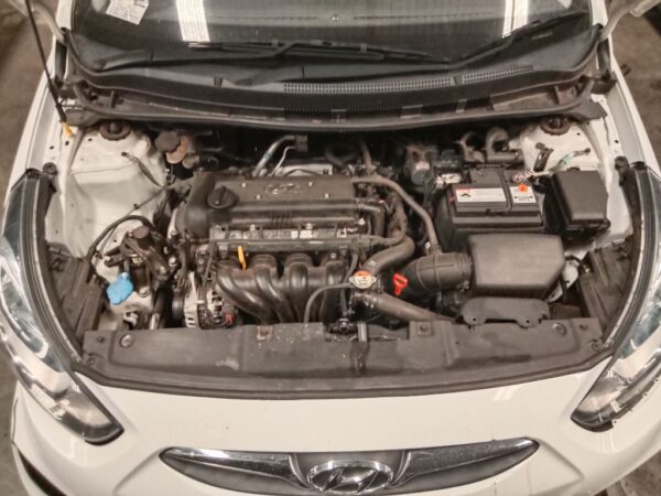 P4853 - Hyundai accent 2014 White Wrecking - Image 2