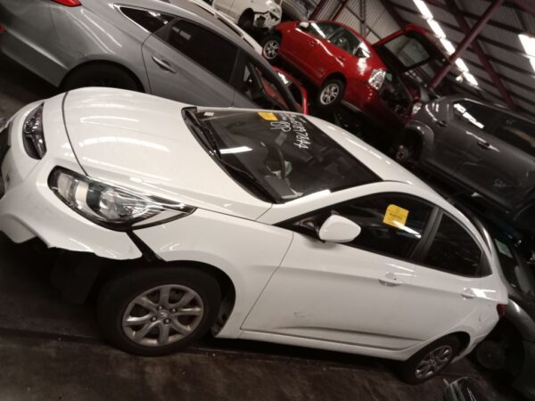 P4853 - Hyundai accent 2014 White Wrecking - Image 14