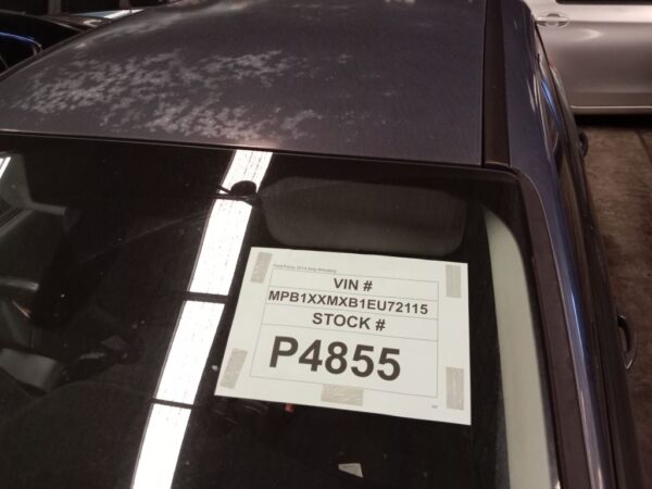P4855 - Ford Focus 2014 Grey Wrecking - Image 14