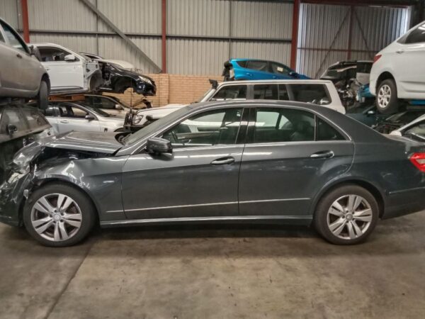 P4859 - Mercedes-Benz E200 C class 2012 Grey Wrecking - Image 10