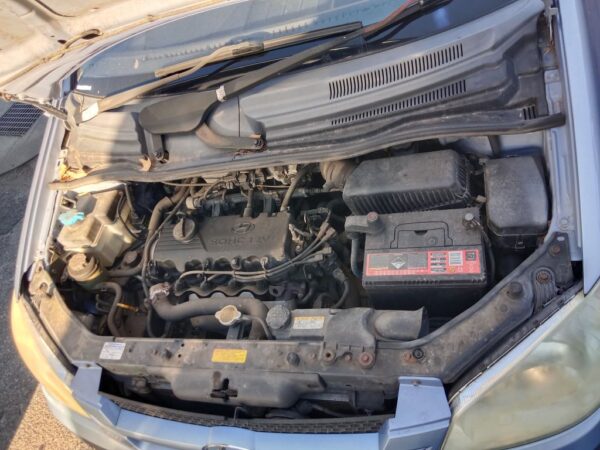 P4861 - Hyundai Getz 2005 Blue Wrecking - Image 3