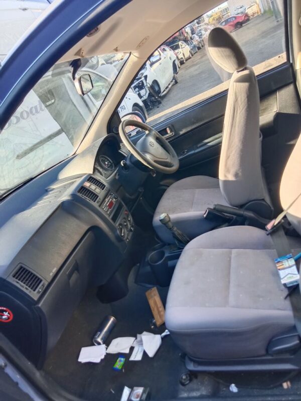 P4861 - Hyundai Getz 2005 Blue Wrecking - Image 4
