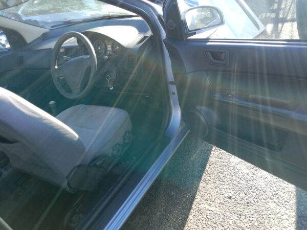 P4861 - Hyundai Getz 2005 Blue Wrecking - Image 7