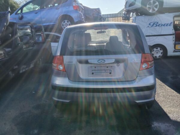 P4861 - Hyundai Getz 2005 Blue Wrecking - Image 16