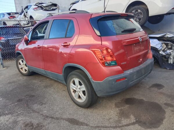 P4862 - Holden Trax 2014 Red Wrecking - Image 11
