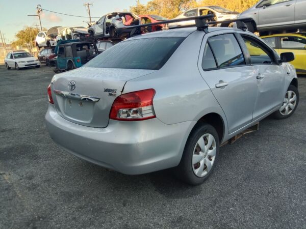 P4863 - Toyota Yaris 2007 Silver Wrecking - Image 9