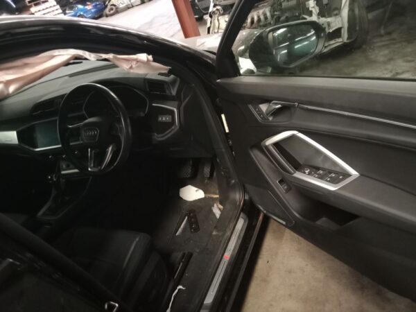 P4870 - Audi Q3 2020 Black Wrecking - Image 6