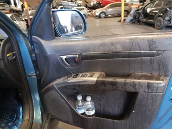 P4872 - Hyundai Santa Fe 2012 Blue Wrecking - Image 7