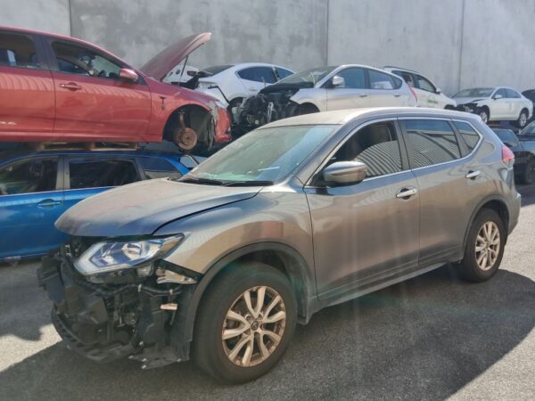 P4874 - Nissan X-Trail 2017 Grey Wrecking - Image 10