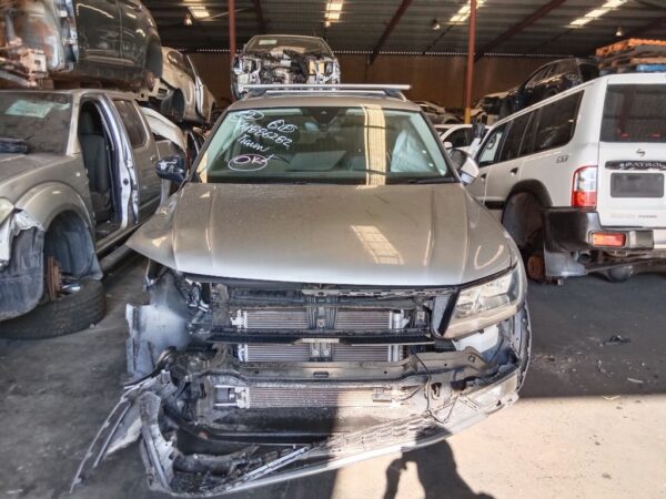 P4877 - Volkswagen Tiguan 2017 Grey Wrecking