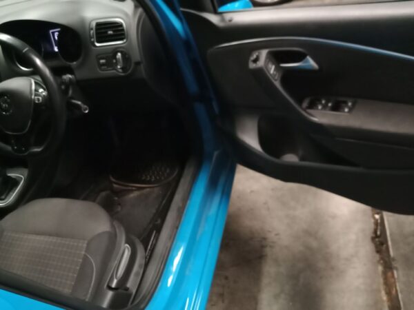 P4880 - Volkswagen polo 2015 Blue Wrecking - Image 7