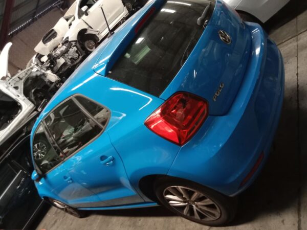 P4880 - Volkswagen polo 2015 Blue Wrecking - Image 12