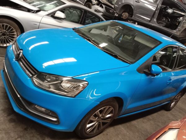 P4880 - Volkswagen polo 2015 Blue Wrecking - Image 14