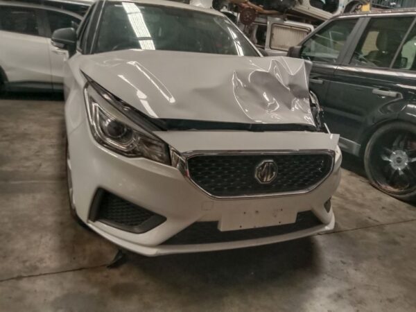 P4882 - MG MG3 2019 White Wrecking