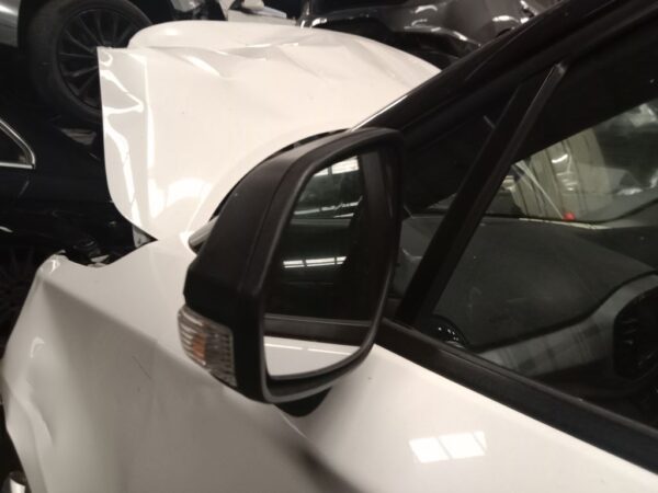P4882 - MG MG3 2019 White Wrecking - Image 3
