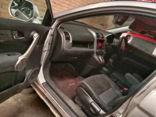 P4884 - Honda CRV 2007 Silver Wrecking - Image 3