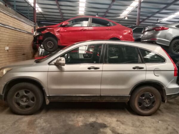 P4884 - Honda CRV 2007 Silver Wrecking - Image 11