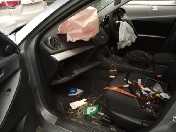 P4887 - Mazda 3 2012 Grey Wrecking - Image 5