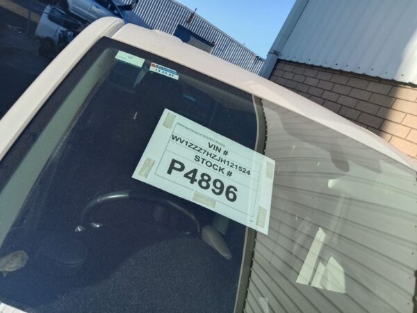 P4896 - Volkswagen transporter 2019 White Wrecking - Image 8