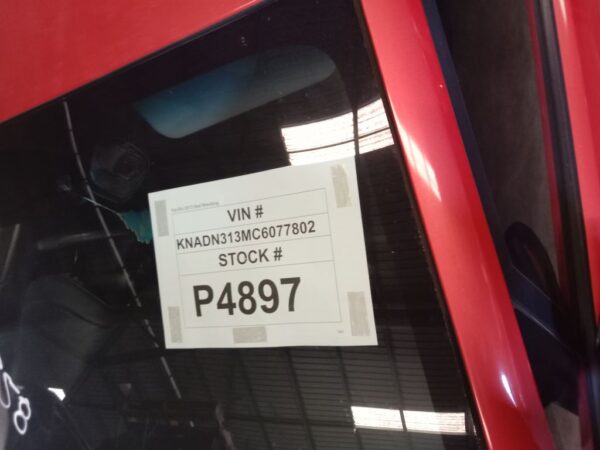 P4897 - Kia Rio 2012 Red Wrecking - Image 13
