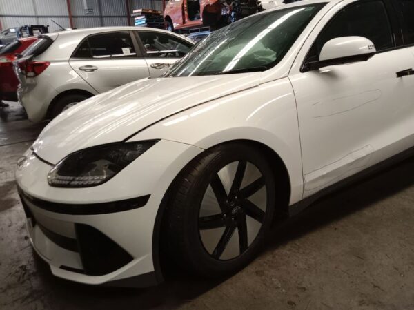 P4900 - Hyundai IONIQ 6 hybrid 2023 White Wrecking - Image 16