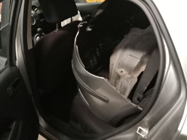 P4903 - Mazda 2 2010 Grey Wrecking - Image 4