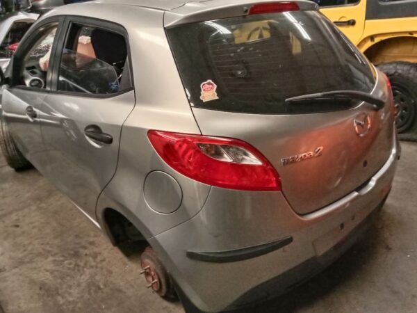 P4903 - Mazda 2 2010 Grey Wrecking - Image 11