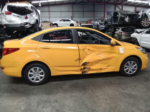P4907 - Hyundai accent 2014 yellow Wrecking - Image 10