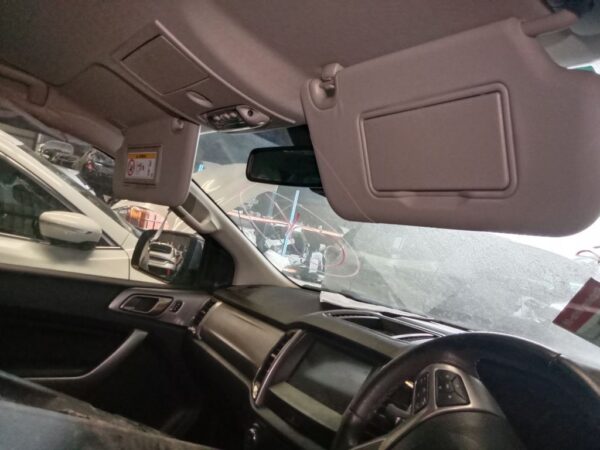 P4908 - Ford Ranger 2019 Grey Wrecking - Image 3