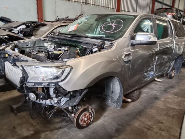 P4908 - Ford Ranger 2019 Grey Wrecking - Image 16