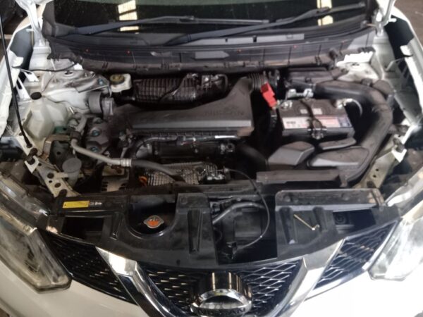 P4909 - Nissan X-Trail 2015 White Wrecking - Image 15