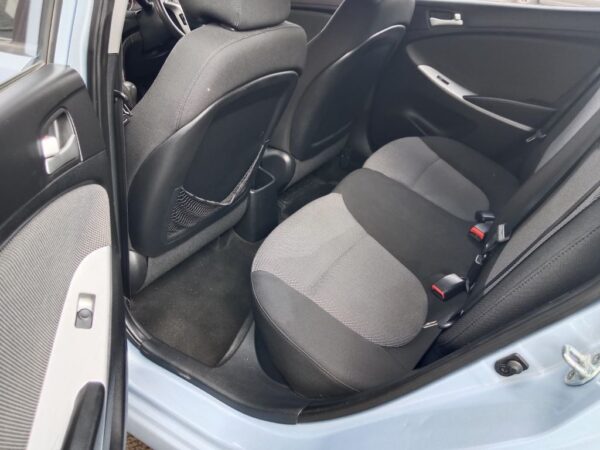 P4910 - Hyundai accent 2012 Blue Wrecking - Image 6