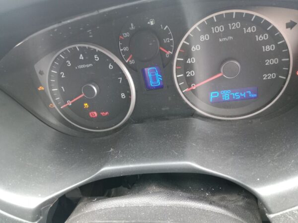 P4911 - Hyundai i20 2015 White Wrecking - Image 6